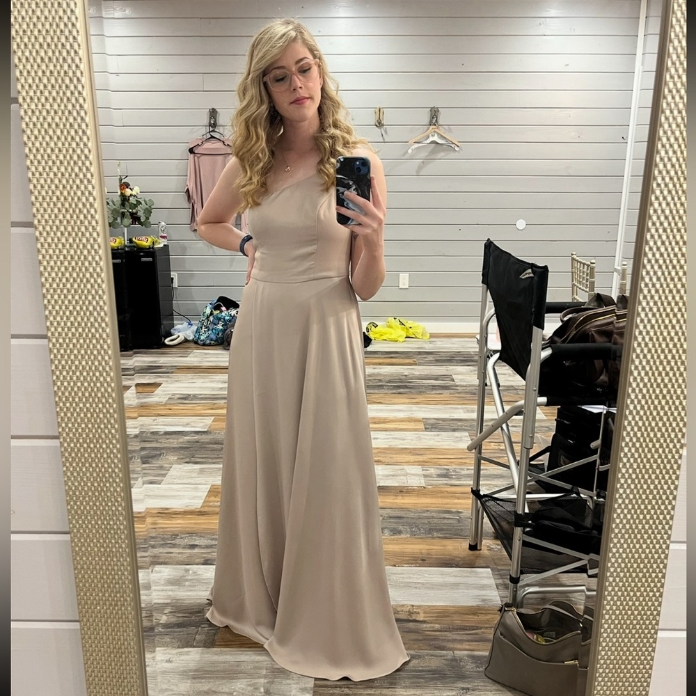 Crepe-Back Satin One-Shoulder Dress - Biscotti - 6 - Picture 2 of 13